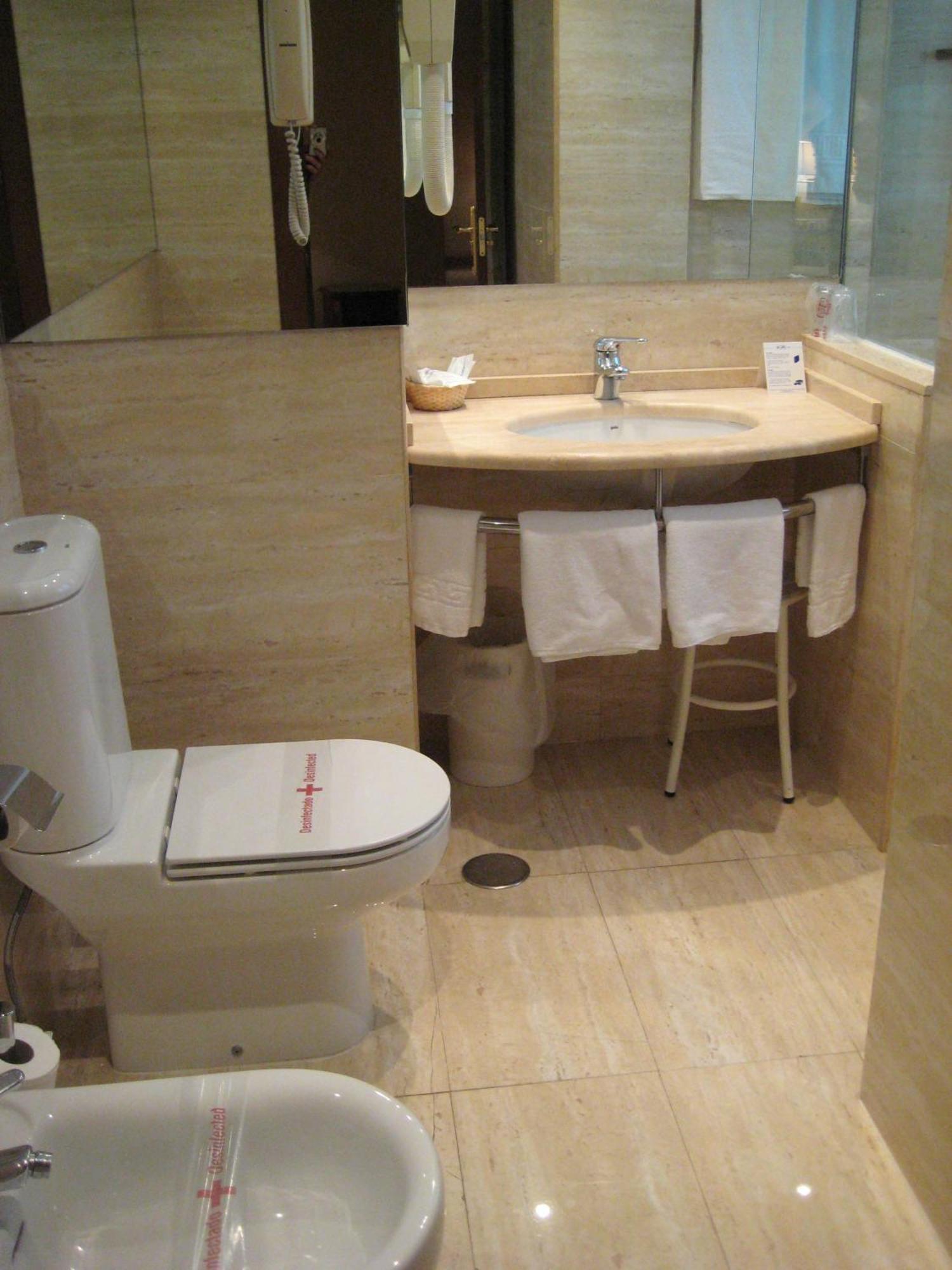 Hotel Cordon Burgos Luaran gambar